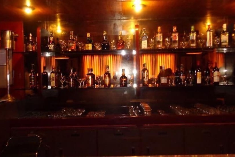 فندق Poonja International