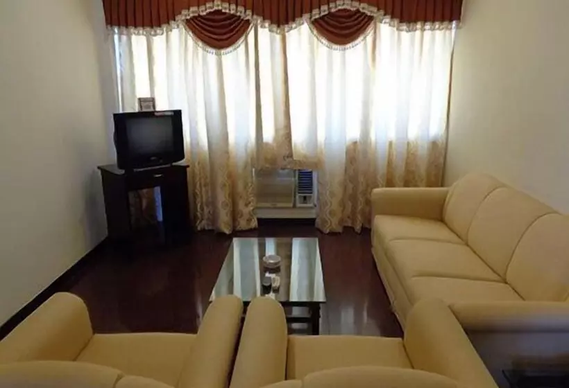 בית מלון כפרי Poonja International