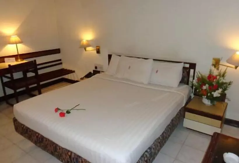 בית מלון כפרי Poonja International