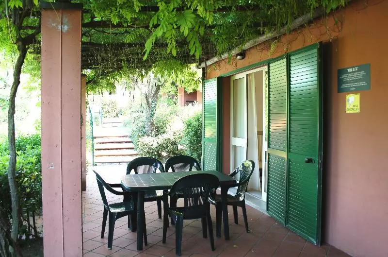 هتل Residenze Al Colle Dei Pini