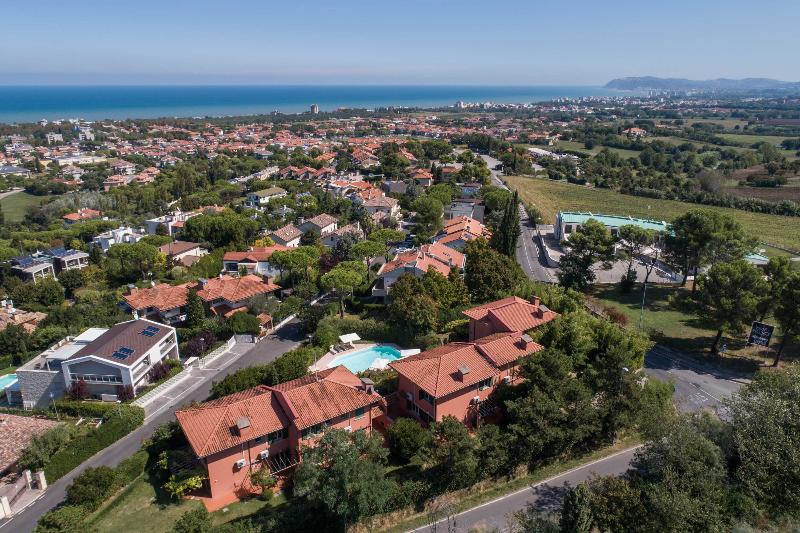 هتل Residenze Al Colle Dei Pini