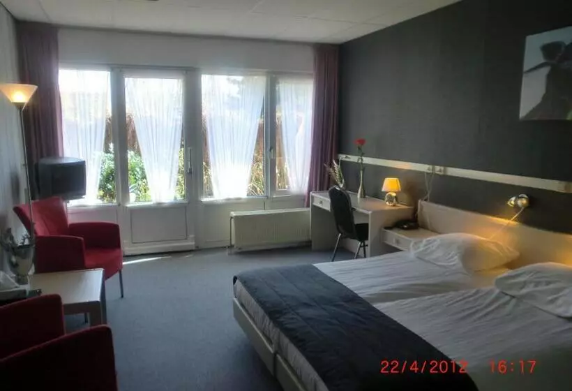 בית מלון כפרי Restaurant Boschlust