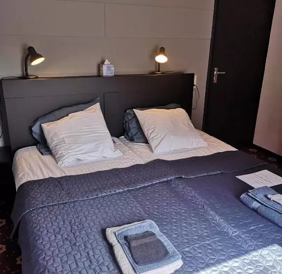 בית מלון כפרי Restaurant Boschlust