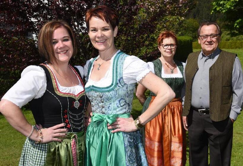 בית מלון כפרי Silvretta