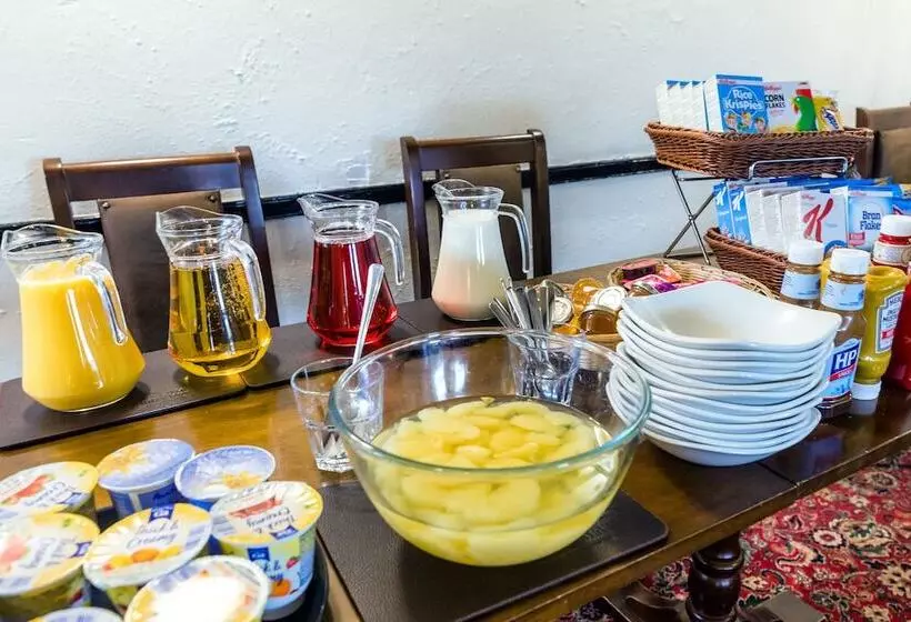 Hotelli The Britannia Inn