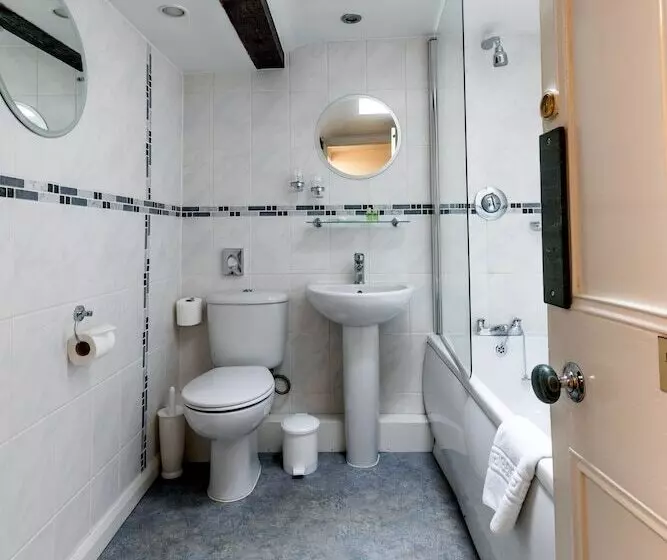 Hotelli The Britannia Inn