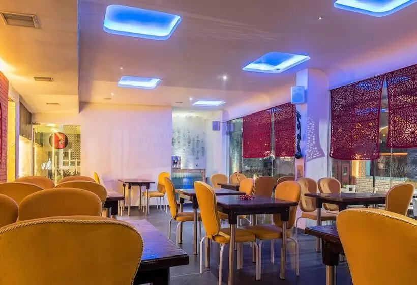Hôtel Treebo Yahvi