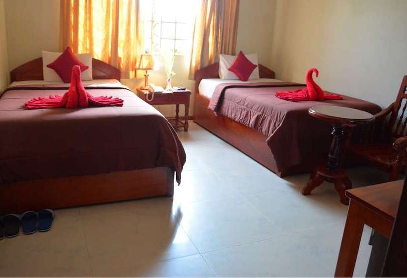 پانسیون Mom's Guesthouse