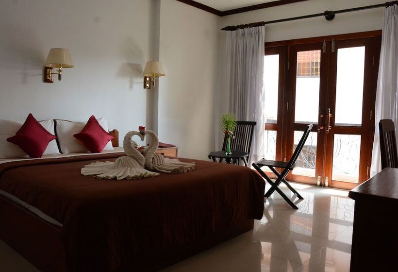 پانسیون Mom's Guesthouse