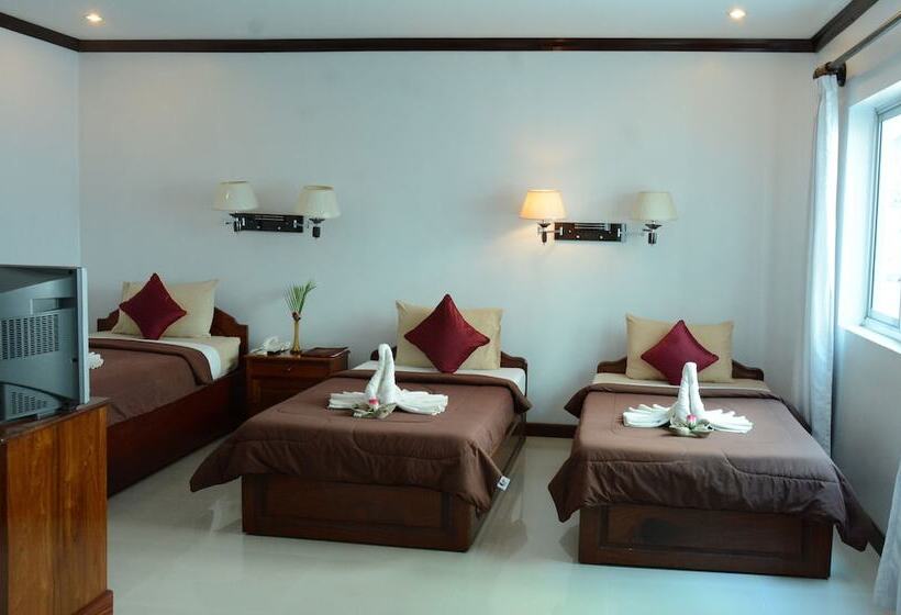 پانسیون Mom's Guesthouse