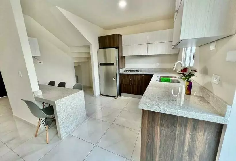Kentia 27, Residencial Privado, Accesible Y Cómodo
