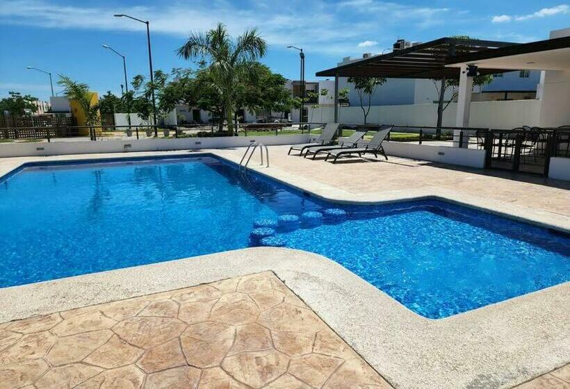 Kentia 27, Residencial Privado, Accesible Y Cómodo