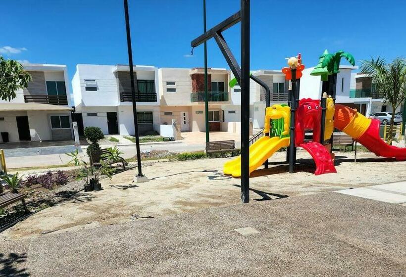 Kentia 27, Residencial Privado, Accesible Y Cómodo