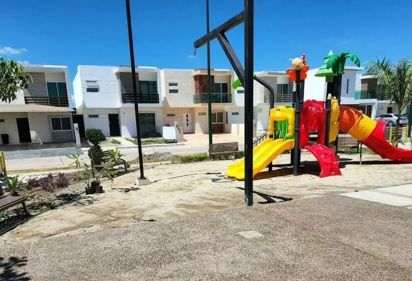 Kentia 27, Residencial Privado, Accesible Y Cómodo