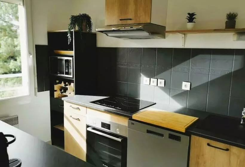 Casteljaloux Appartement 2 Chambres Balcon Parking Résidence Calme