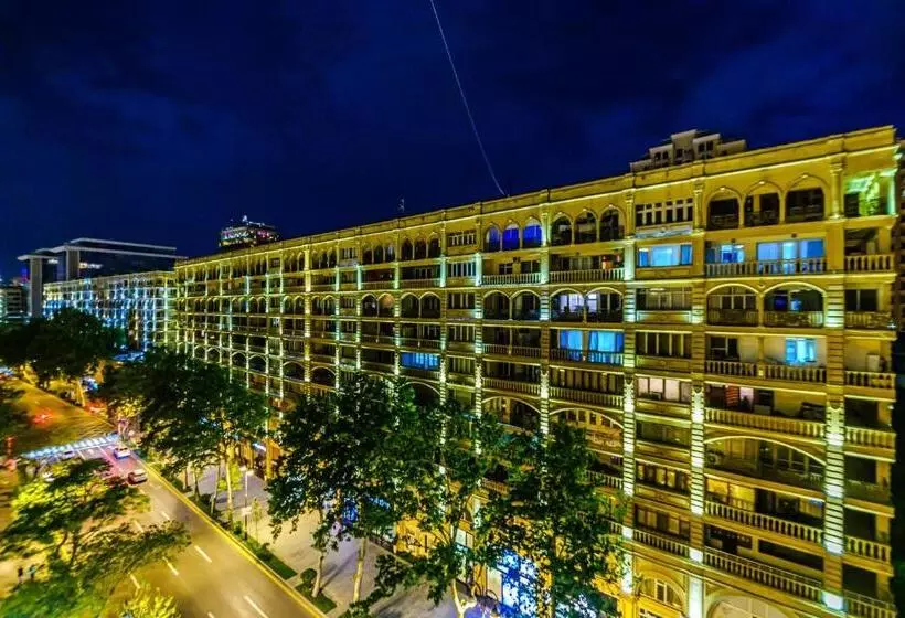 City Centre 3 Room Lux House