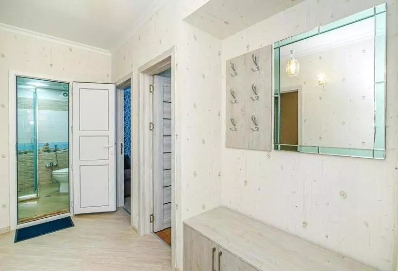 City Centre 3 Room Lux House
