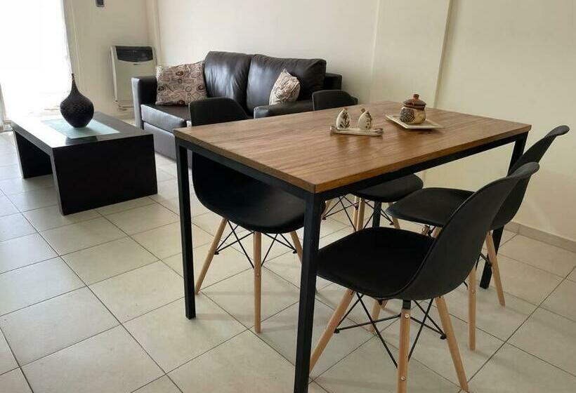 Cómodo Y Luminoso Depto. Céntrico. Equipado