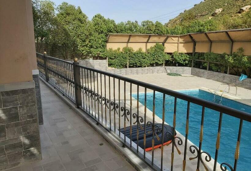 Ghazal Chalet And Villa