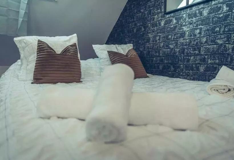 Le Loft Superbe Studio Avec Stationnement Gratuit