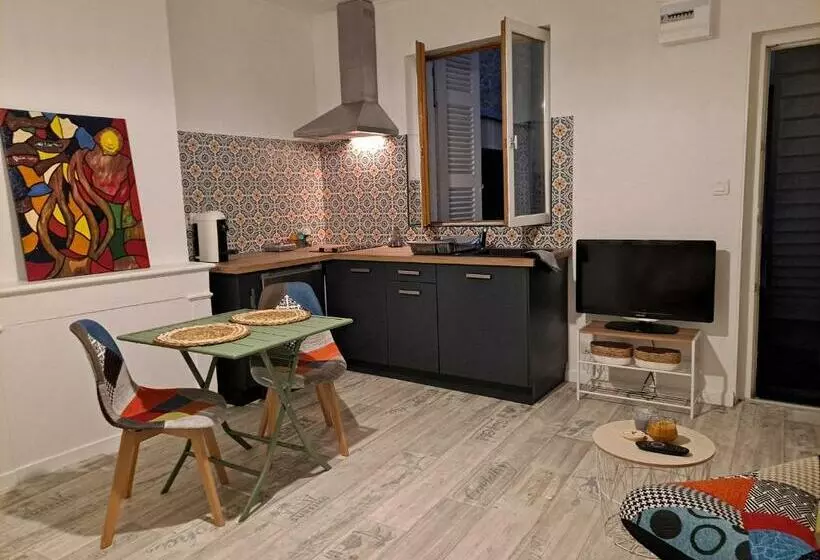 Studio Cosy Meublé, Terrasse Et Patio Pour Vélo