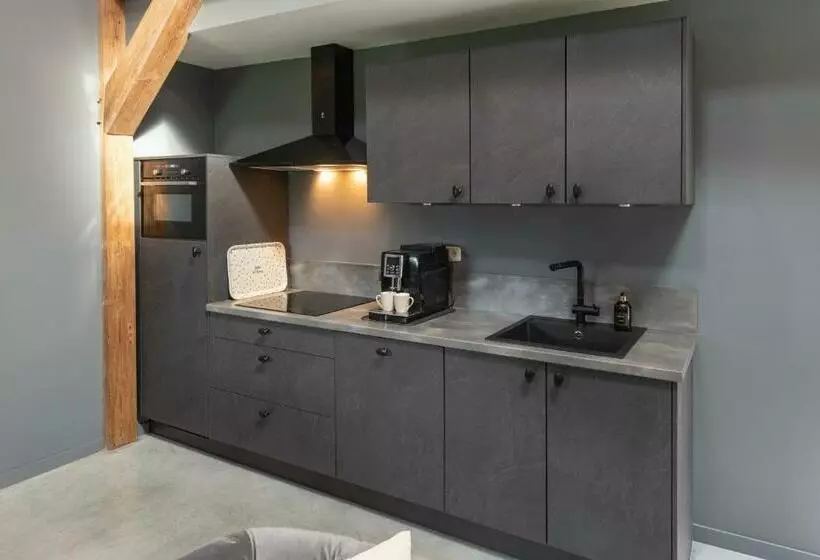 Vrijstaand Huisje, Dichtbij Kinderdijk