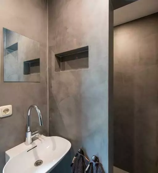 Vrijstaand Huisje, Dichtbij Kinderdijk