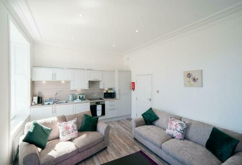 Baker Apartment   Lovely 2 Bedroom Apartment In Aberdeen City