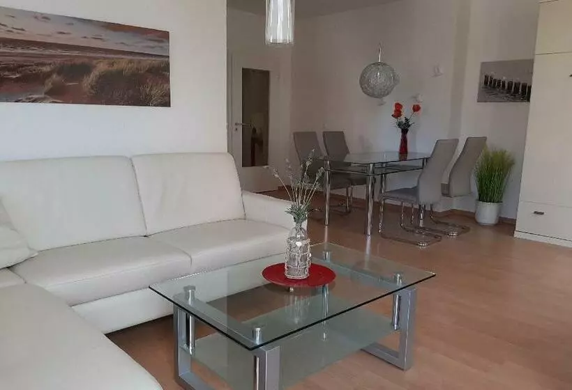 Heinrich Heine Straße App 09   Parkblick