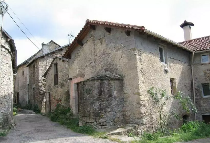 Maison Dans Hameau Au Calme