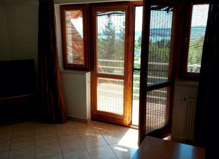 Szikszai Apartman