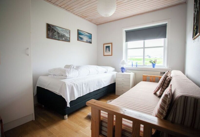 4 Bedroom Apartment   20 Min Walk From City Centre   Nature