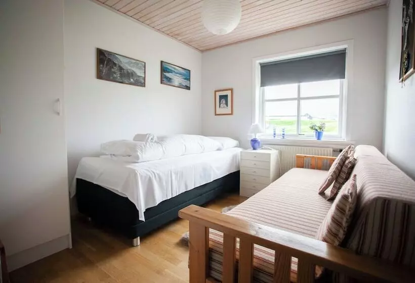 4 Bedroom Apartment   20 Min Walk From City Centre   Nature