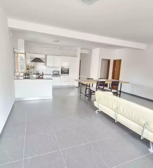 Appartement Spacieux Et Paisible à Mindelo