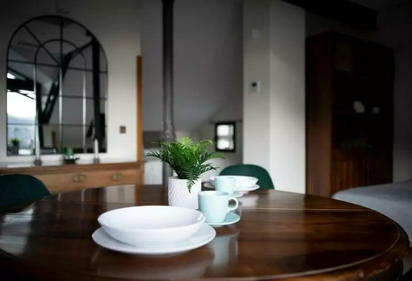 Fabulos ático Con Vistas Al Monasterio