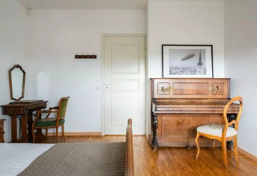 Old Town Suur Karja Apartment