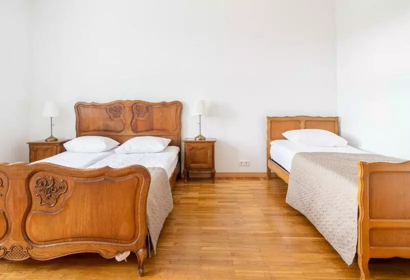 Old Town Suur Karja Apartment