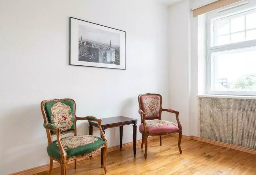 Old Town Suur Karja Apartment