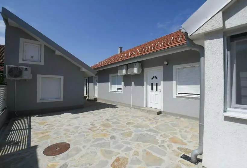 Relax Apartmani