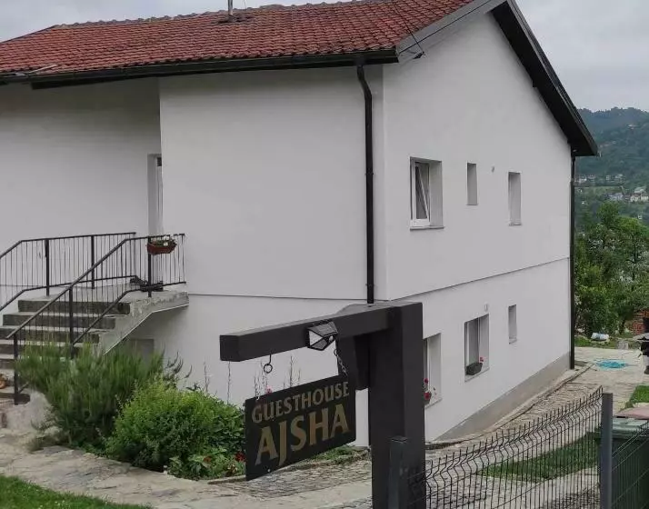 Ajsha Guesthouse