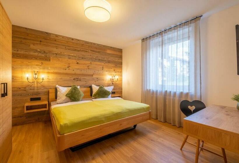 Ferienwohnung Alpenzeit