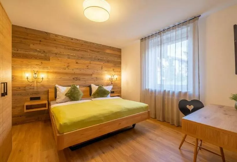 Ferienwohnung Alpenzeit