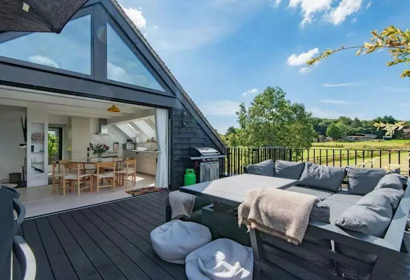 Little Hayloft By Bloom Stays