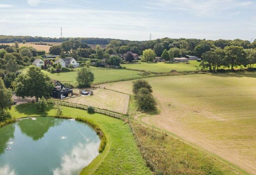 Little Hayloft By Bloom Stays