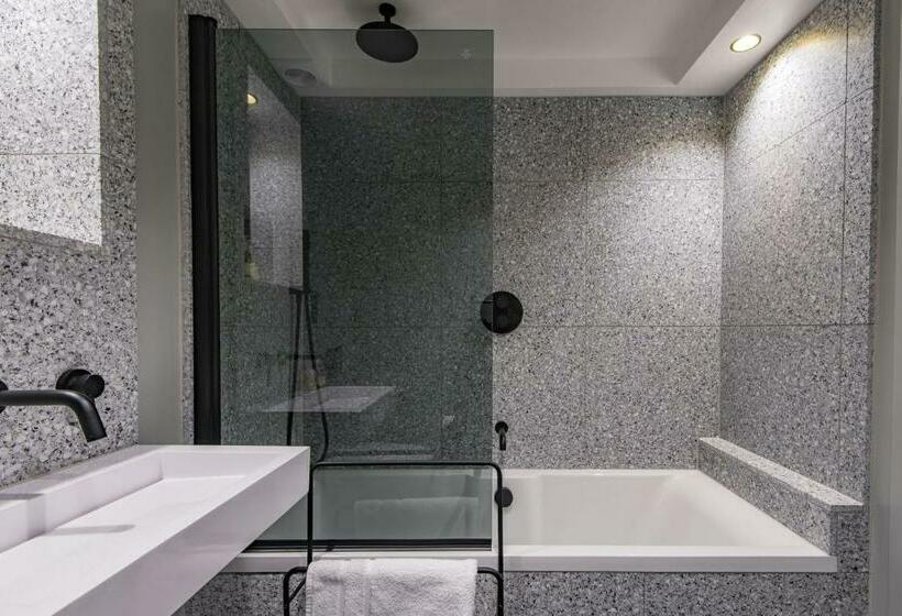 Little Hayloft By Bloom Stays