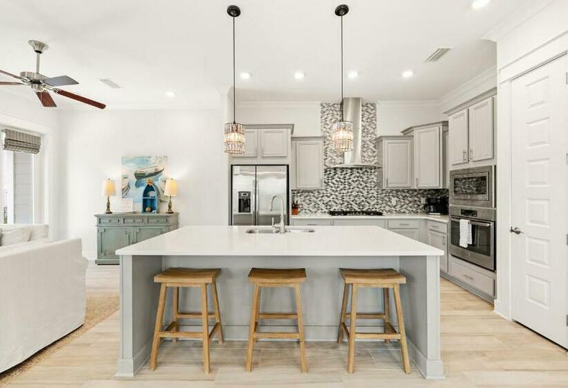 Paradise By The Pool