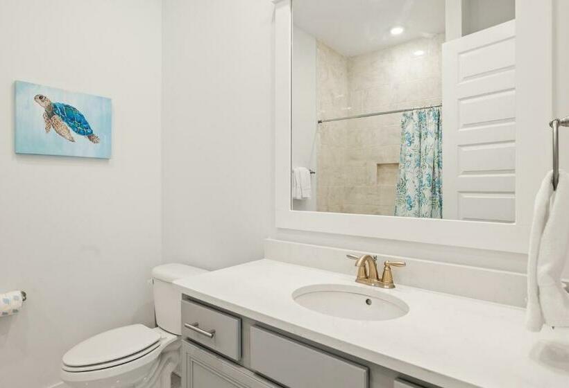 Paradise By The Pool