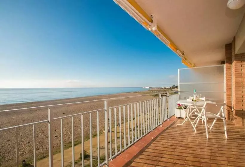 Maresme Beach Apartment