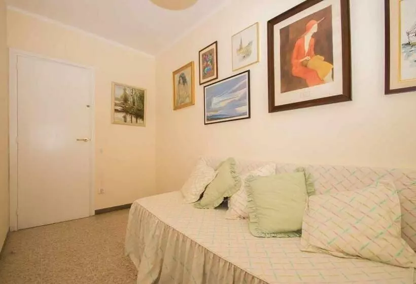 Maresme Beach Apartment
