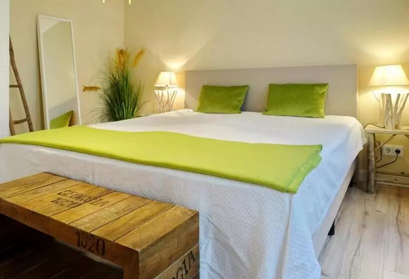 Sturmfried, Wohnung 3